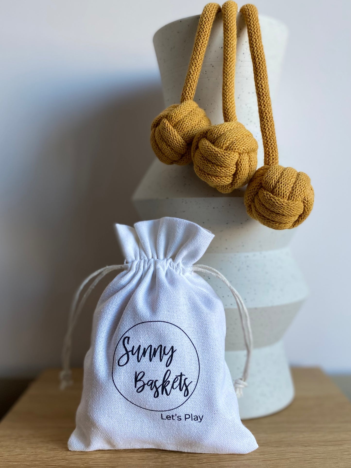 Custom order Laura - Medium Mand en Catnip Balletjes