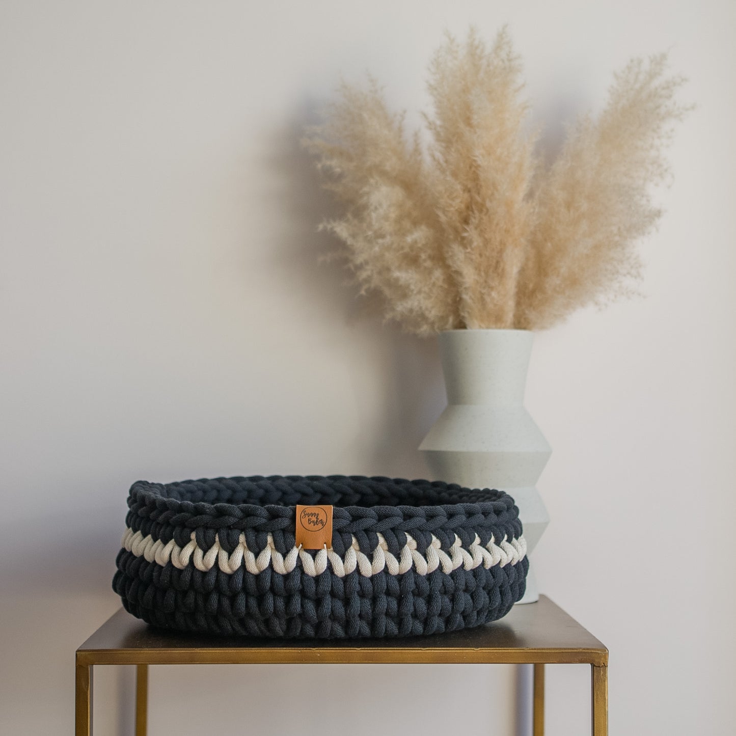 Sunny Baskets kattenmand zwart wit