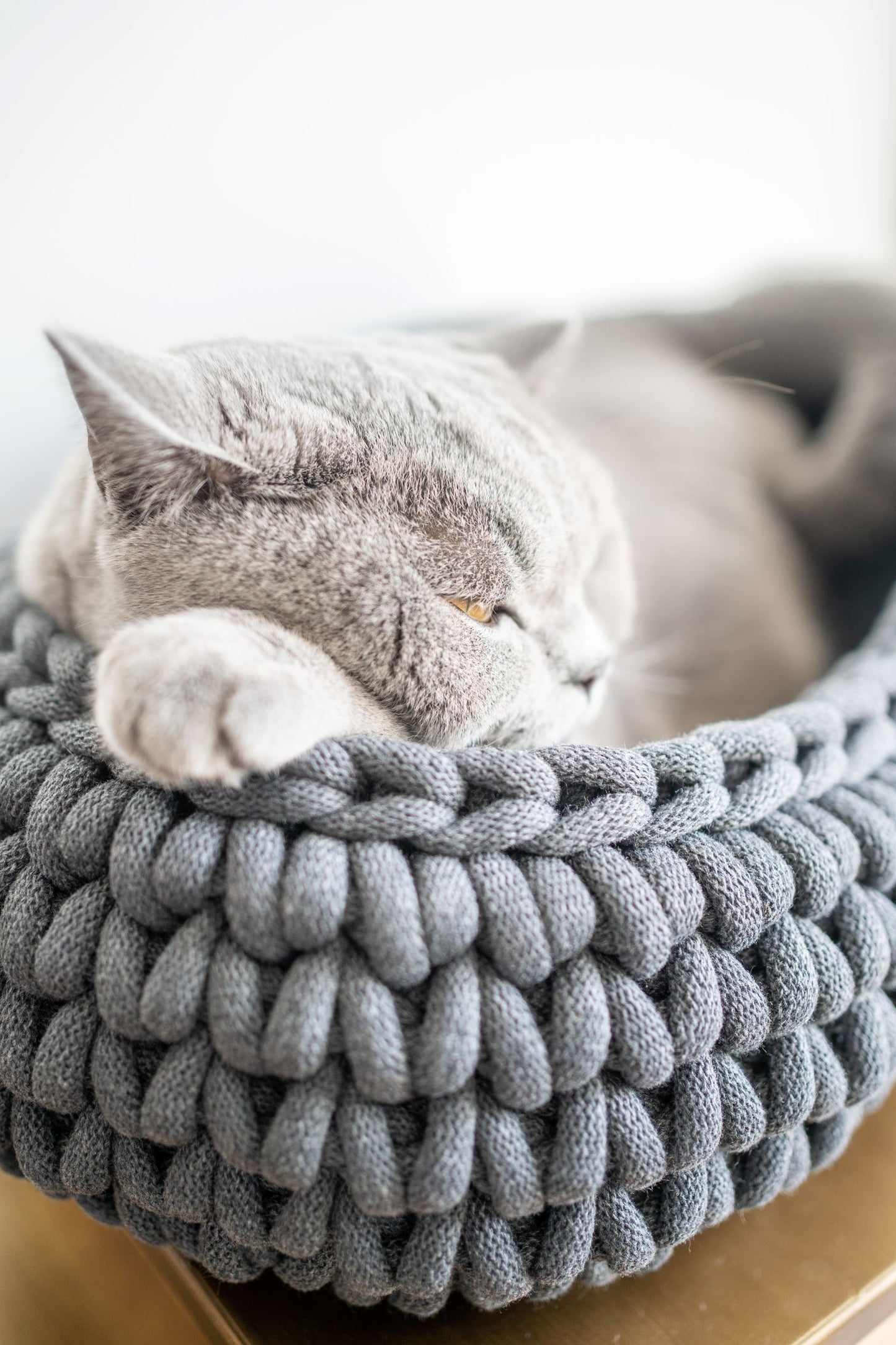 Sunny Basket ovale kattenmand in de kleur charcoal