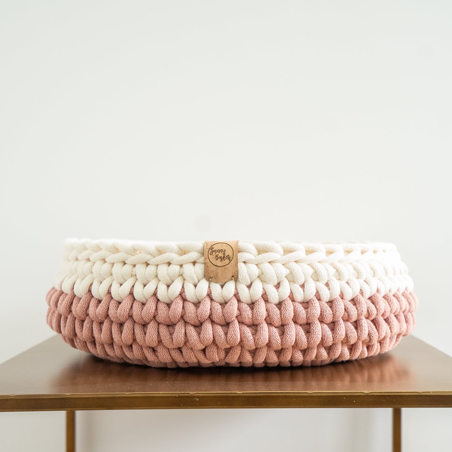 Sunny Basket Two-tone - cat basket